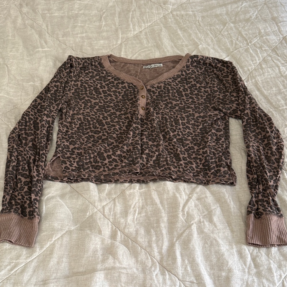 Abercrombie & Fitch Leopard Print Button Top
